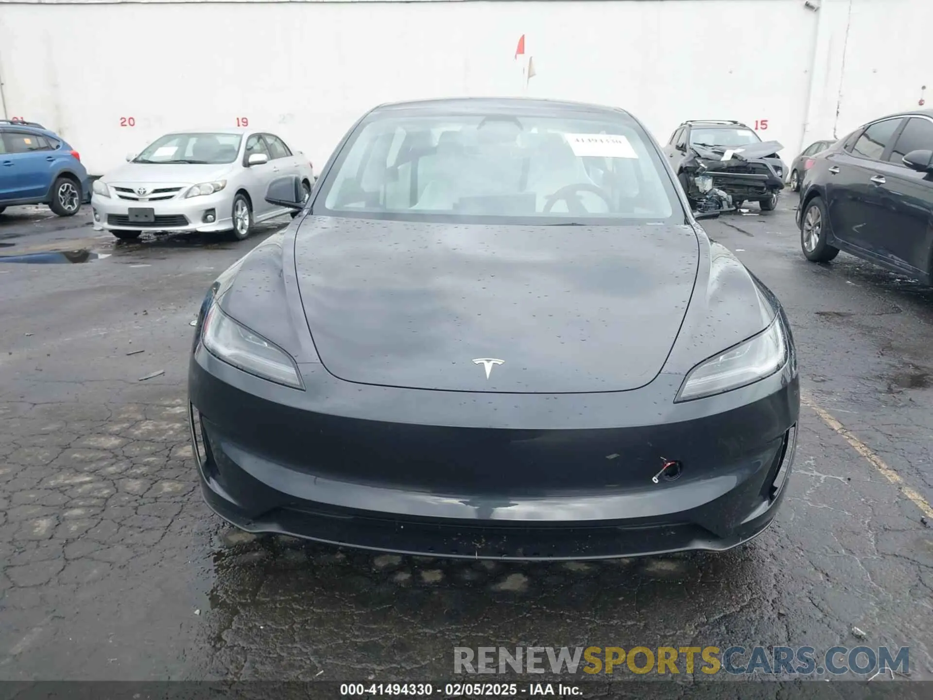 11 Photograph of a damaged car 5YJ3E1ET4RF870856 TESLA MODEL 3 2024