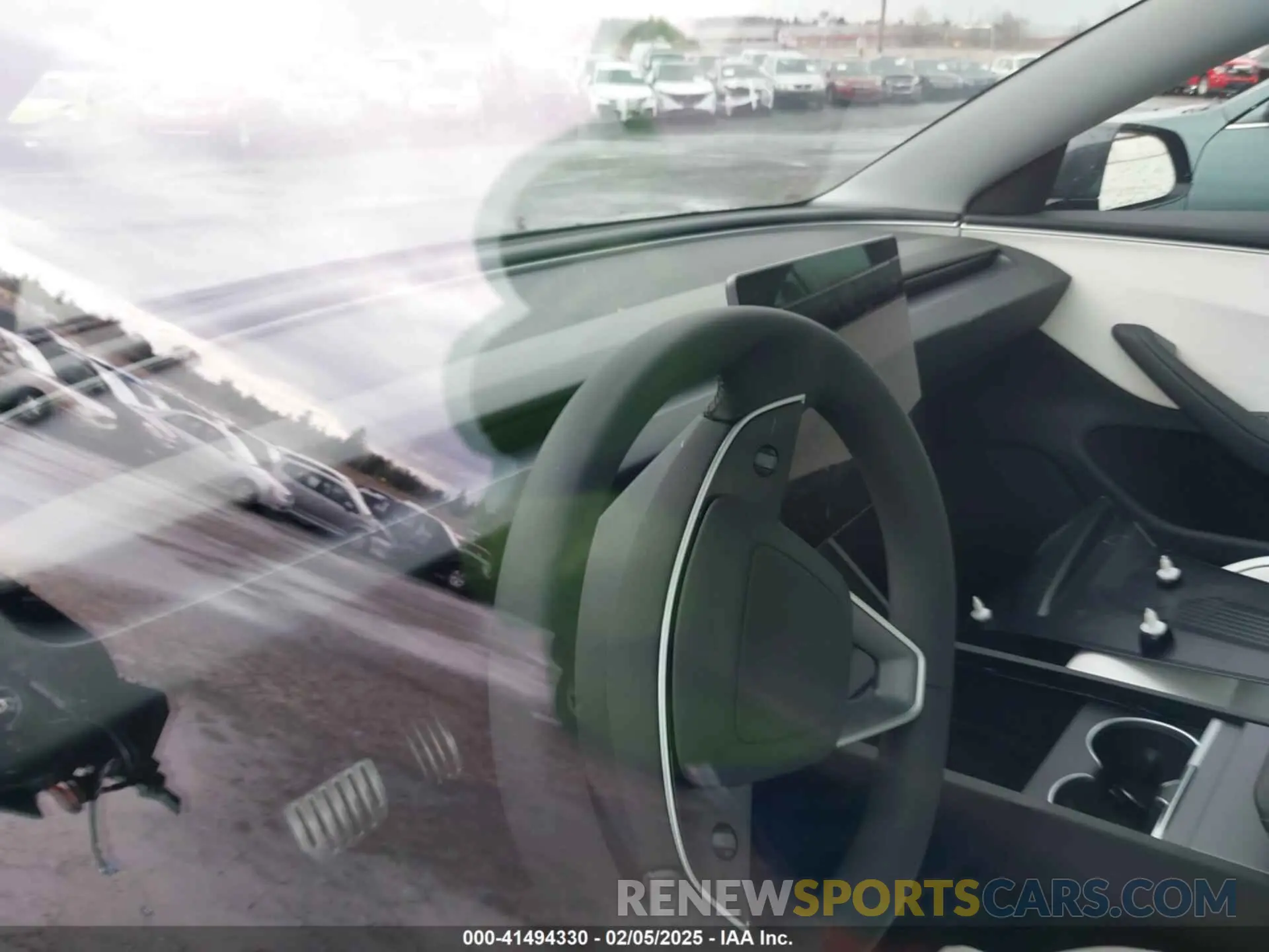 16 Photograph of a damaged car 5YJ3E1ET4RF870856 TESLA MODEL 3 2024