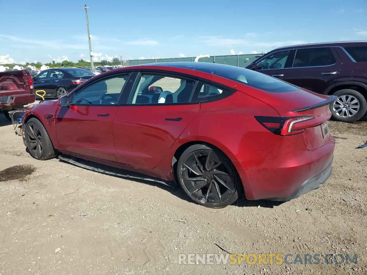 2 Photograph of a damaged car 5YJ3E1ET5RF769597 TESLA MODEL 3 2024
