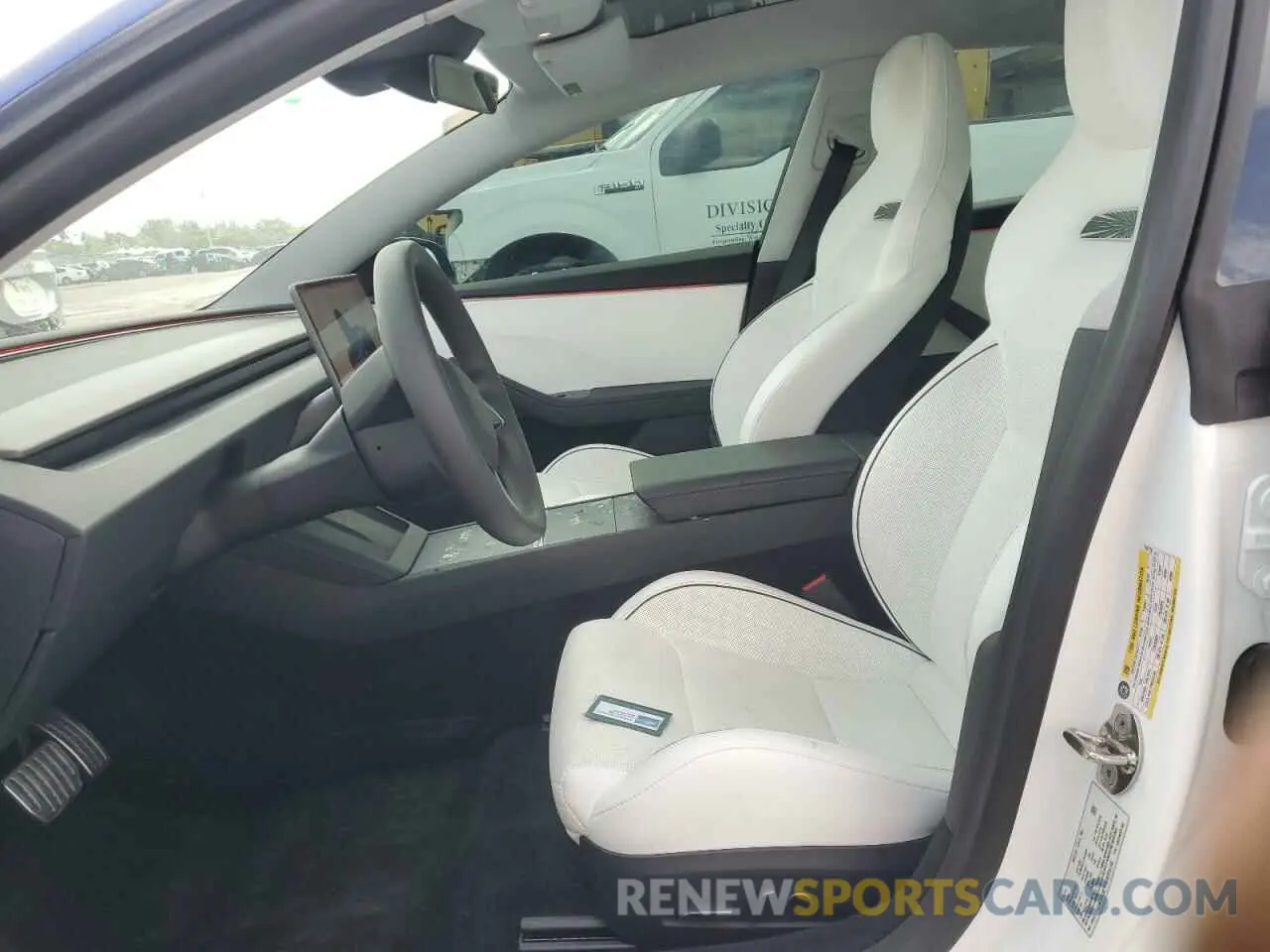 7 Photograph of a damaged car 5YJ3E1ET5RF810150 TESLA MODEL 3 2024
