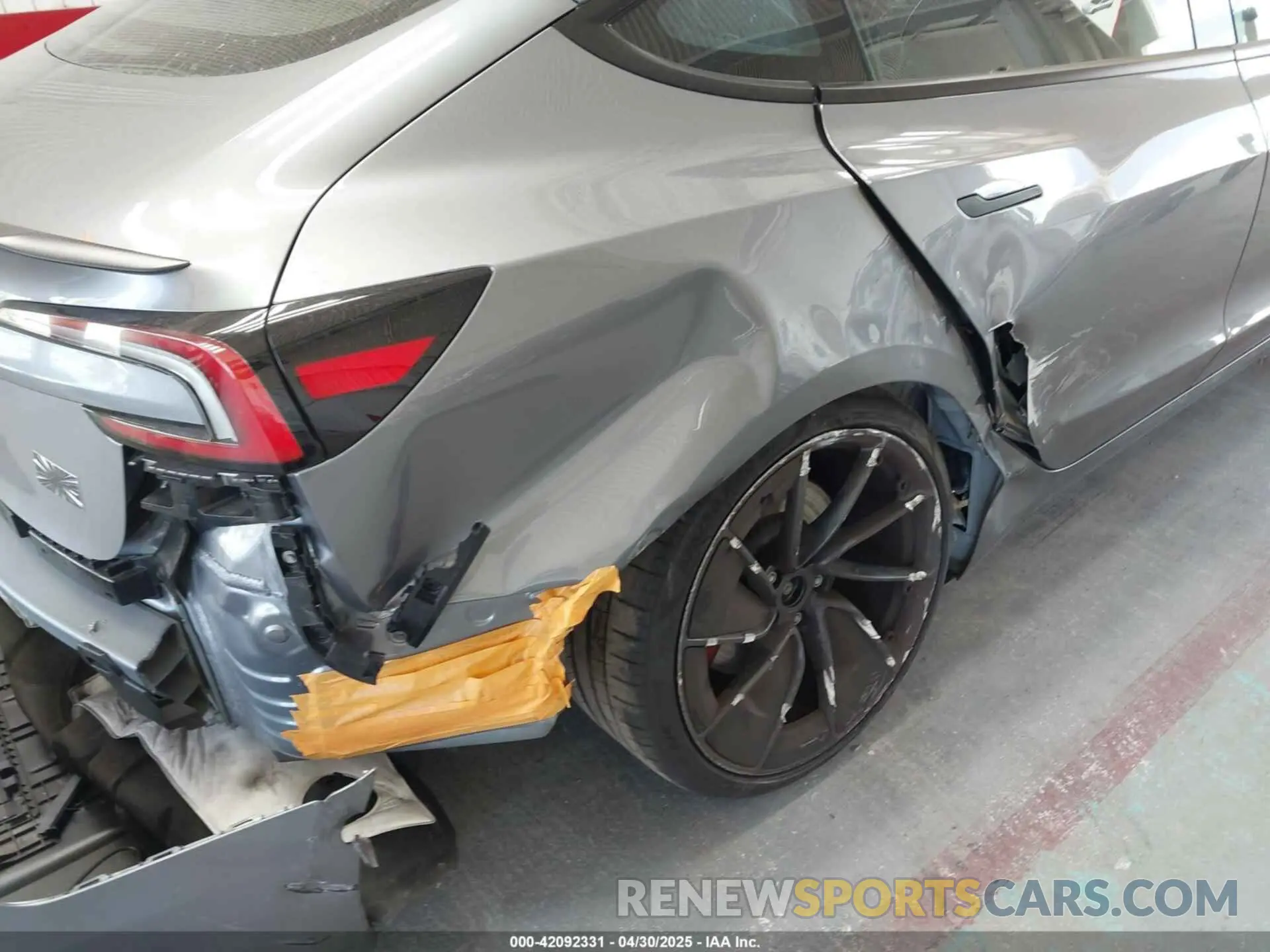 6 Photograph of a damaged car 5YJ3E1ET6RF862371 TESLA MODEL 3 2024