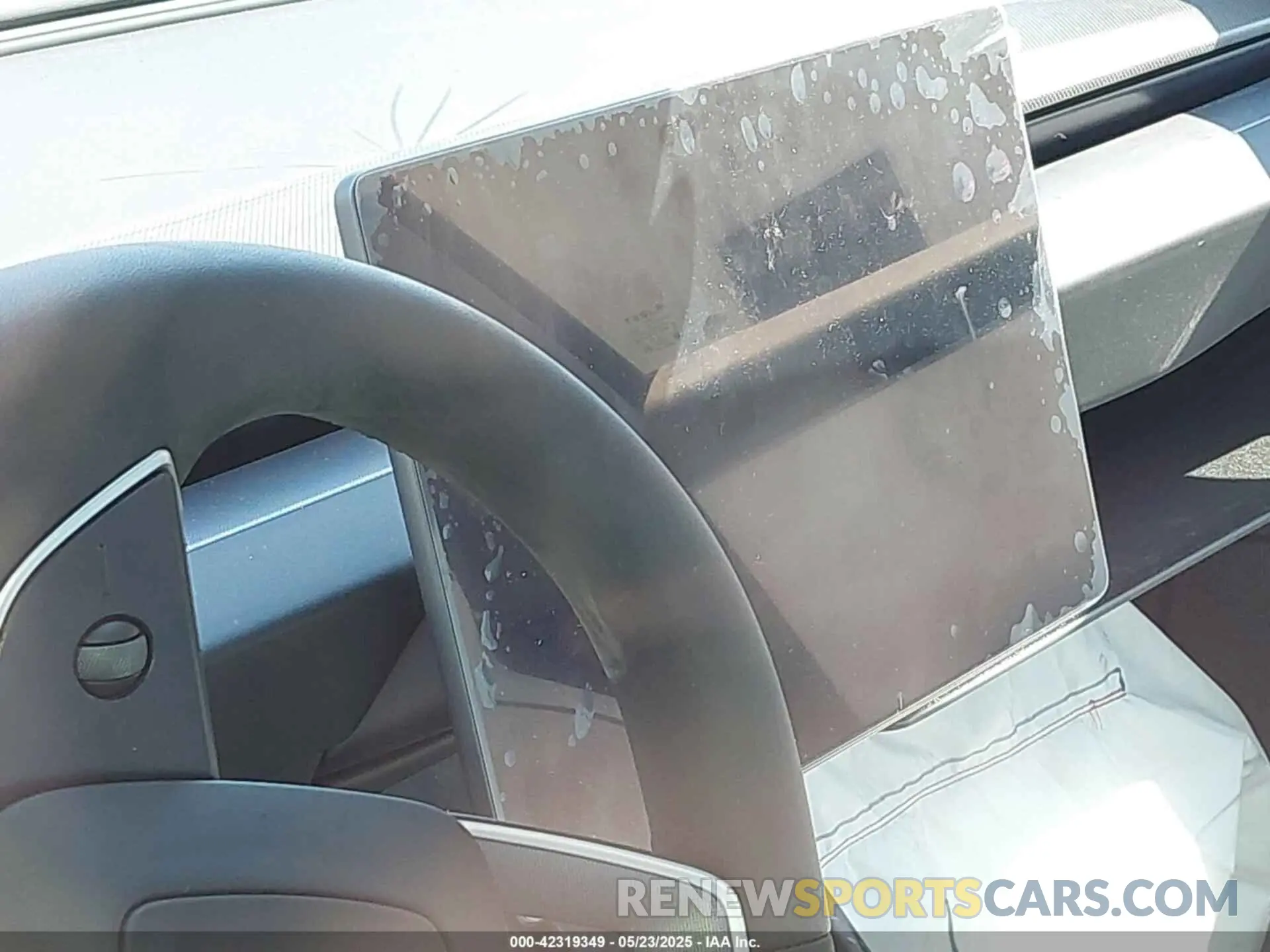 14 Photograph of a damaged car 5YJ3E1ET6RF869014 TESLA MODEL 3 2024