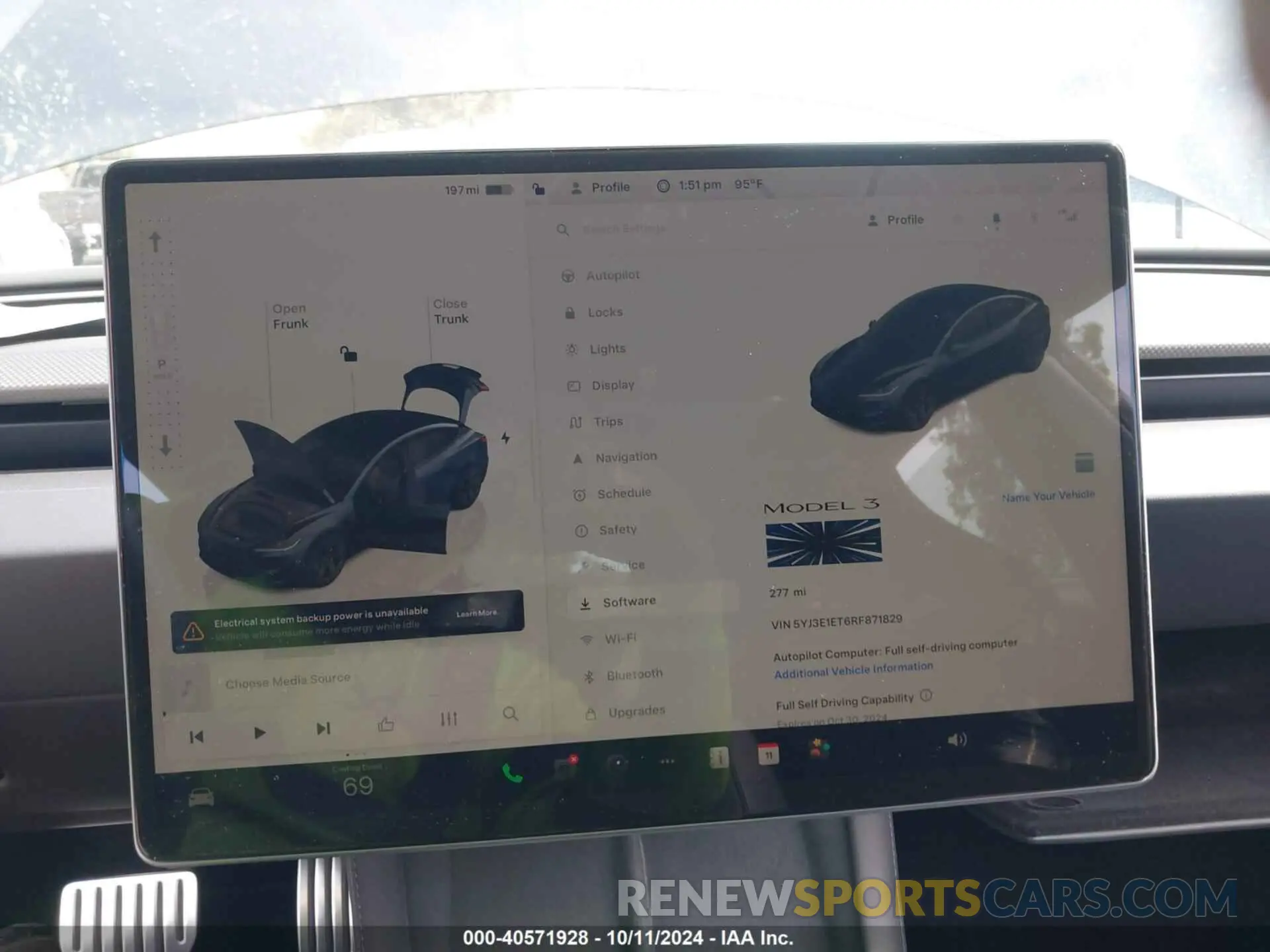 18 Photograph of a damaged car 5YJ3E1ET6RF871829 TESLA MODEL 3 2024