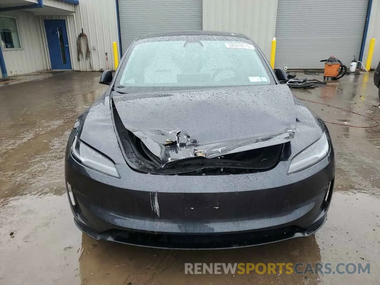 5 Photograph of a damaged car 5YJ3E1ET7RF784070 TESLA MODEL 3 2024