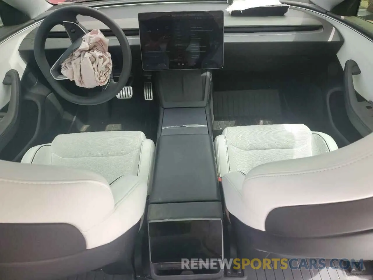 8 Photograph of a damaged car 5YJ3E1ET8RF783624 TESLA MODEL 3 2024