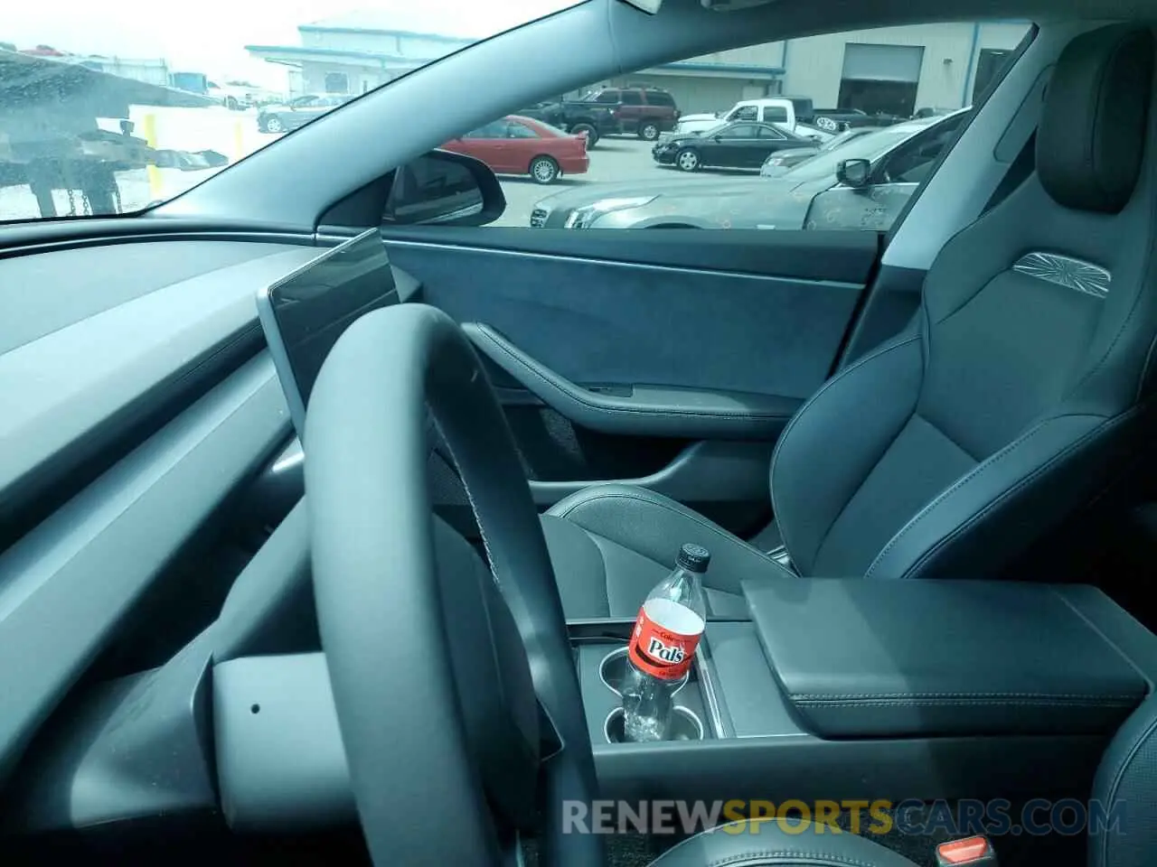 8 Photograph of a damaged car 5YJ3E1ET8RF810658 TESLA MODEL 3 2024