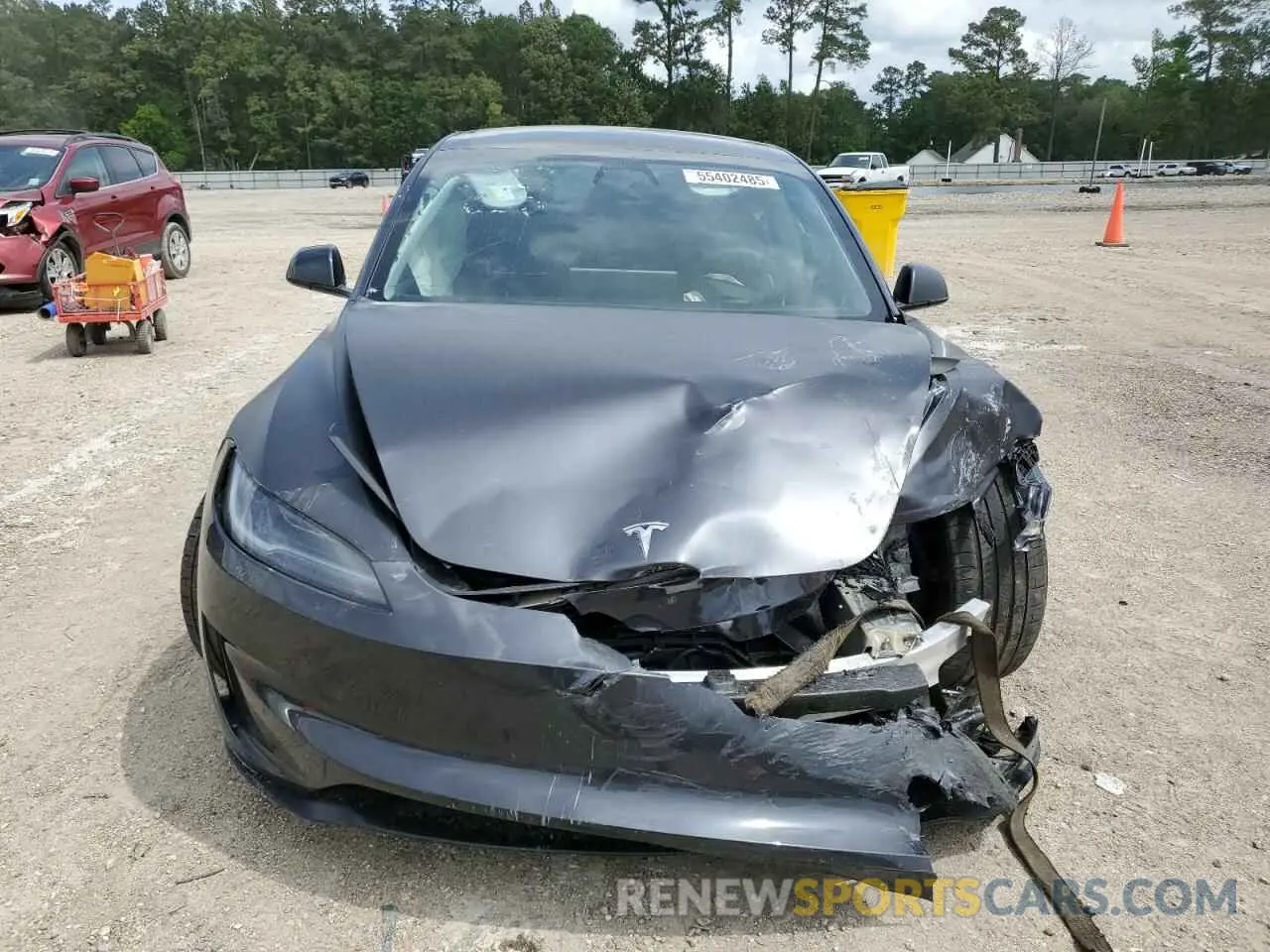 5 Photograph of a damaged car 5YJ3E1ET8RF826648 TESLA MODEL 3 2024