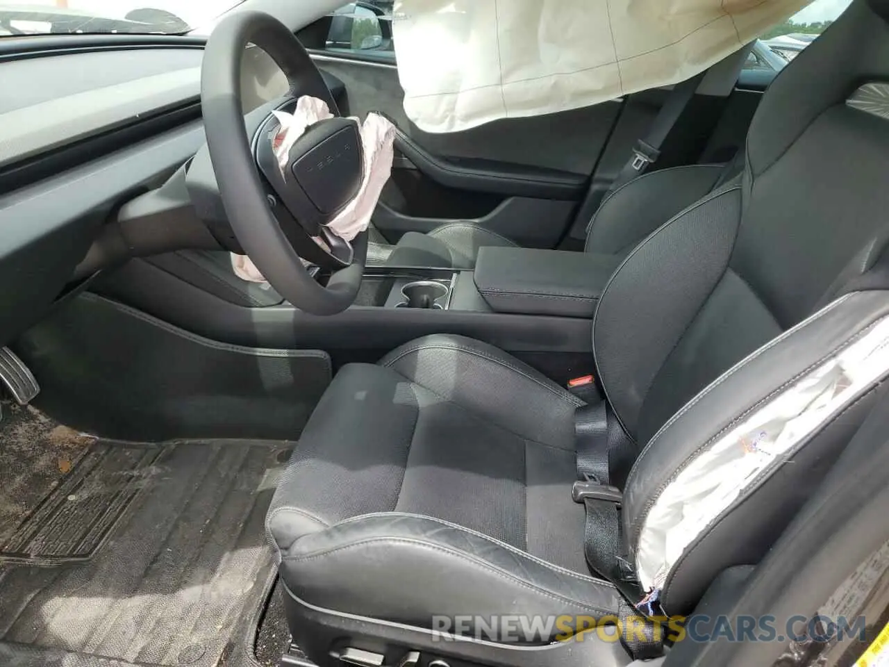 7 Photograph of a damaged car 5YJ3E1ET8RF826648 TESLA MODEL 3 2024
