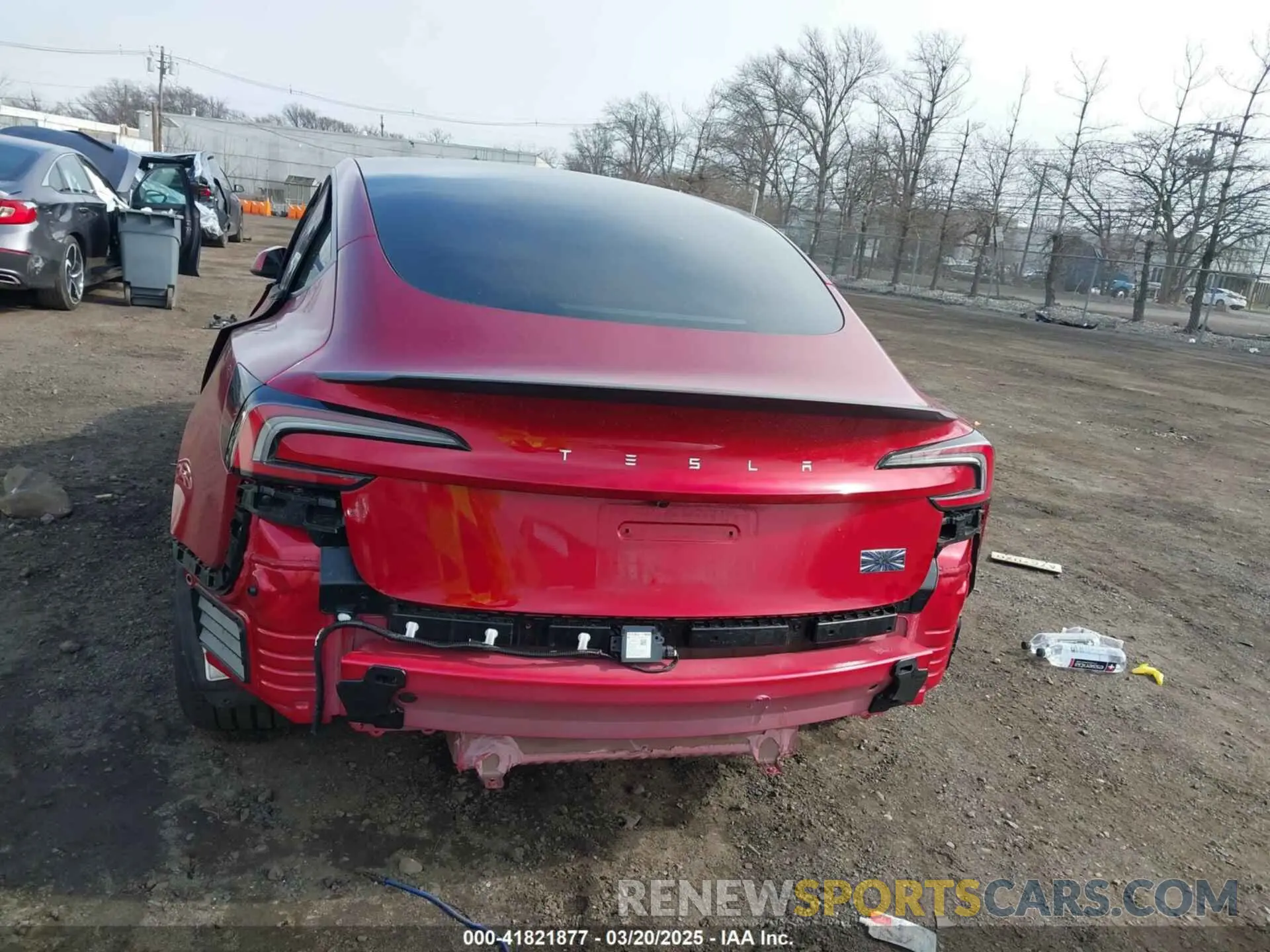 16 Photograph of a damaged car 5YJ3E1ET8RF835818 TESLA MODEL 3 2024