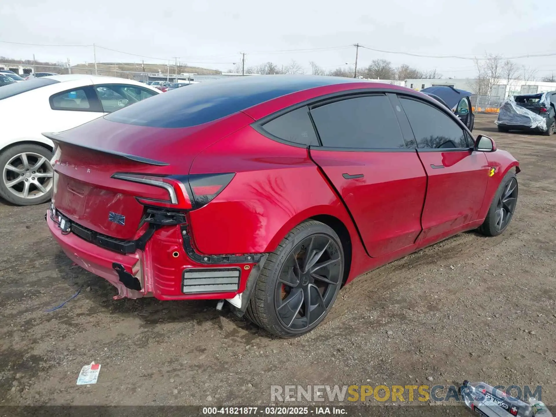 4 Photograph of a damaged car 5YJ3E1ET8RF835818 TESLA MODEL 3 2024