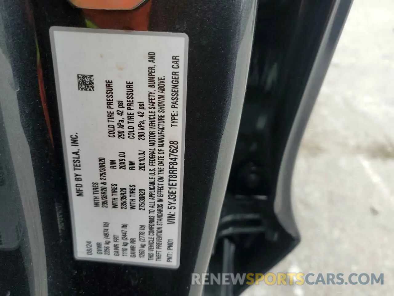 12 Photograph of a damaged car 5YJ3E1ET8RF847628 TESLA MODEL 3 2024