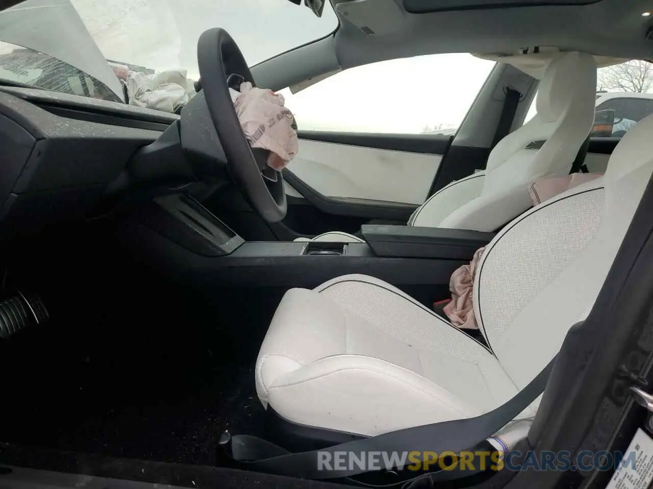 7 Photograph of a damaged car 5YJ3E1ET8RF847628 TESLA MODEL 3 2024