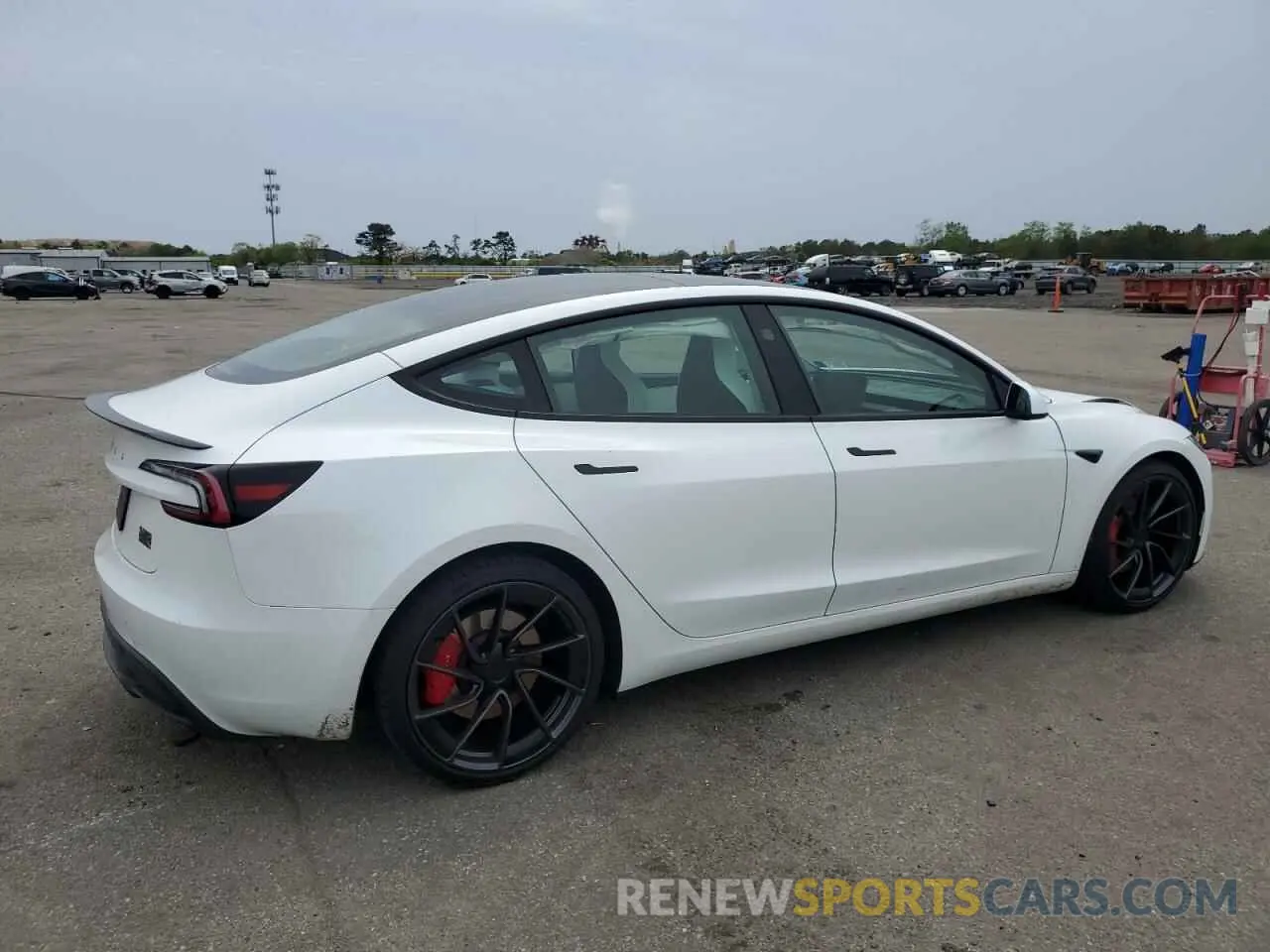 3 Photograph of a damaged car 5YJ3E1ETXRF828613 TESLA MODEL 3 2024