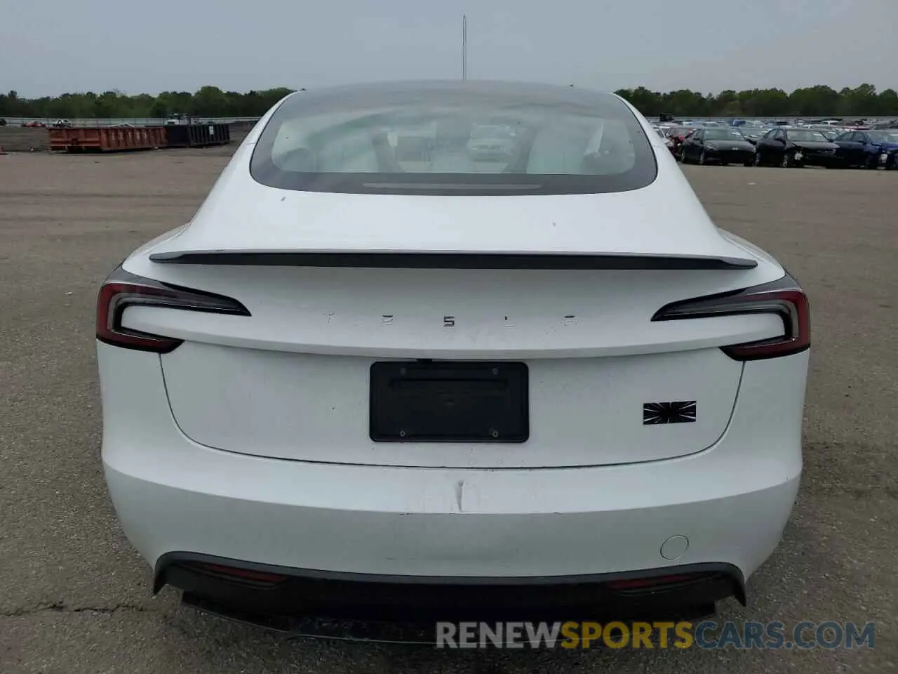 6 Photograph of a damaged car 5YJ3E1ETXRF828613 TESLA MODEL 3 2024