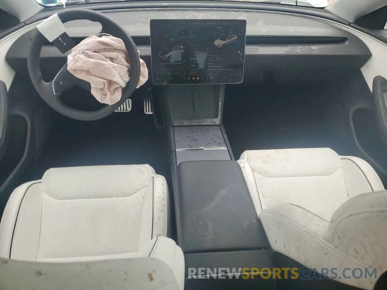 8 Photograph of a damaged car 5YJ3E1ETXRF828613 TESLA MODEL 3 2024
