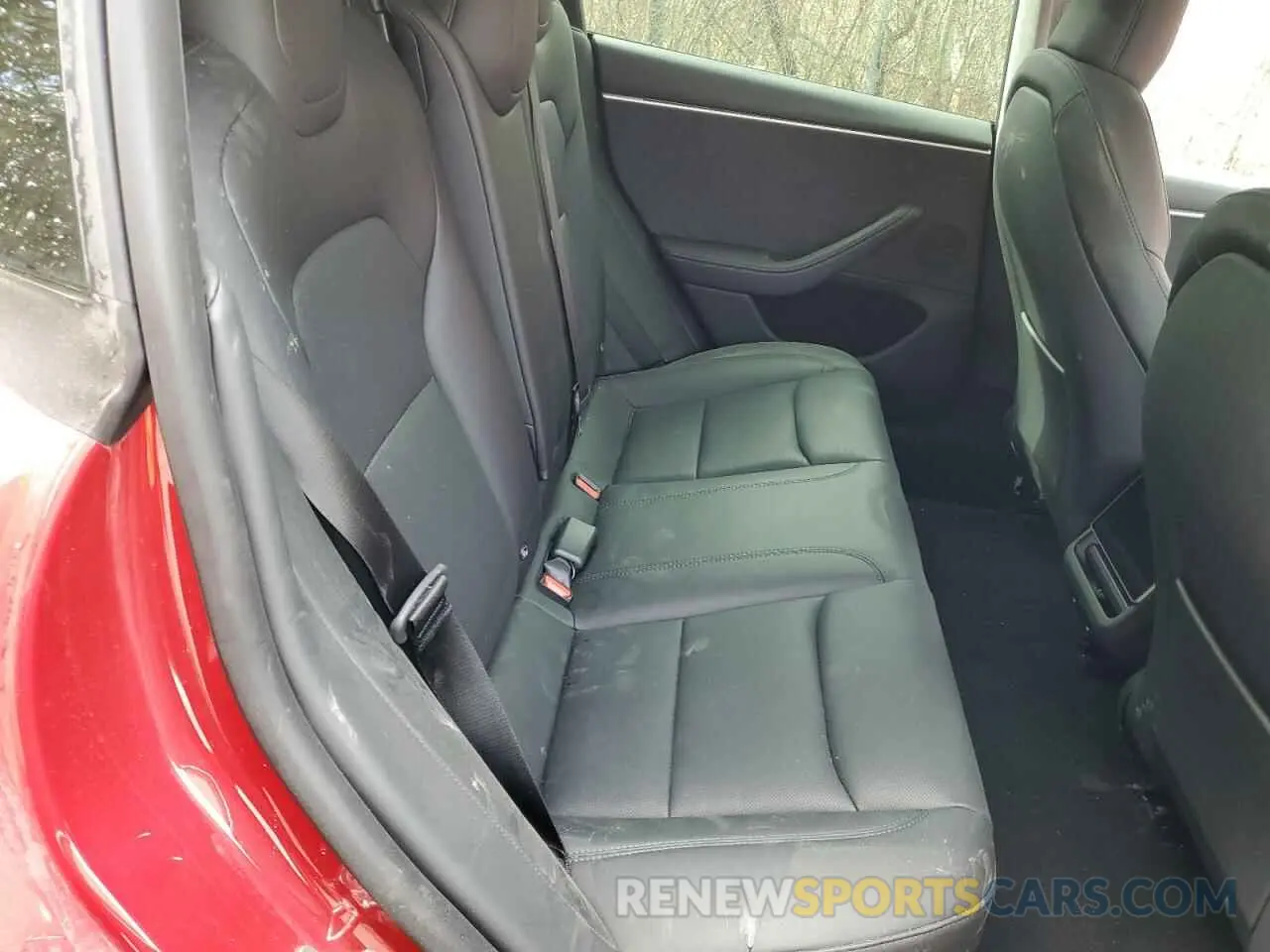 10 Photograph of a damaged car LRW3E7EB7RC135969 TESLA MODEL 3 2024