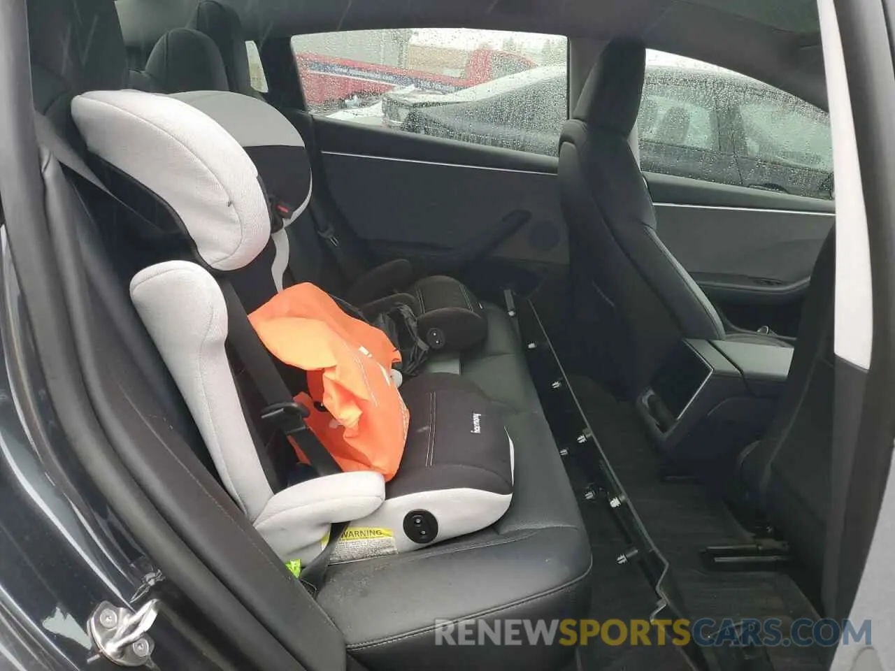 10 Photograph of a damaged car LRW3E7FA8RC094032 TESLA MODEL 3 2024