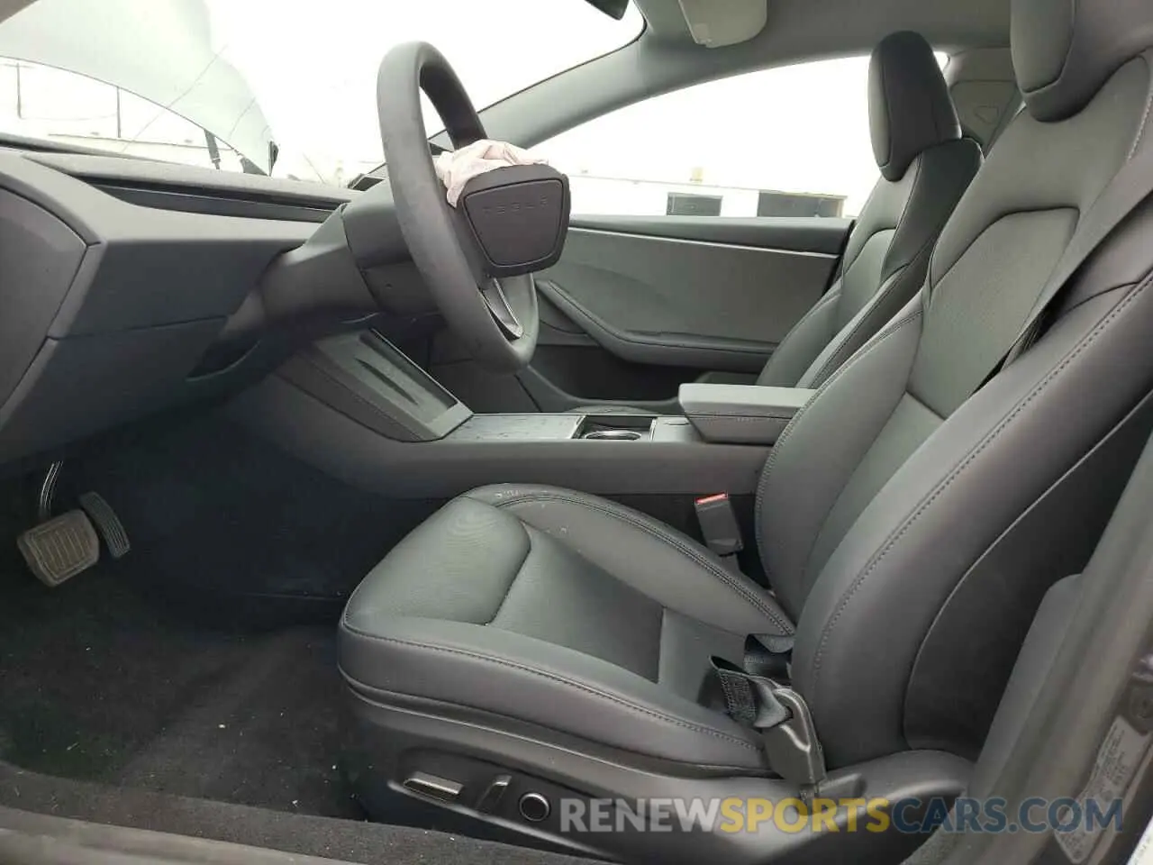 7 Photograph of a damaged car 5YJ3E1EA0SF899825 TESLA MODEL 3 2025