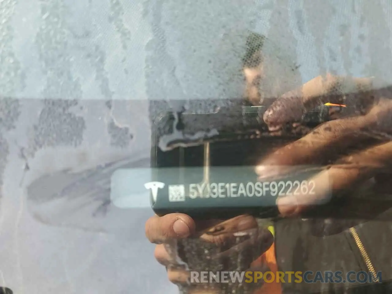 14 Photograph of a damaged car 5YJ3E1EA0SF922262 TESLA MODEL 3 2025