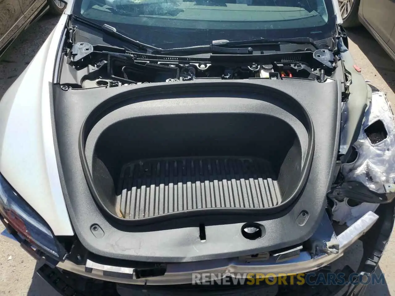 11 Photograph of a damaged car 5YJ3E1EA0SF931348 TESLA MODEL 3 2025