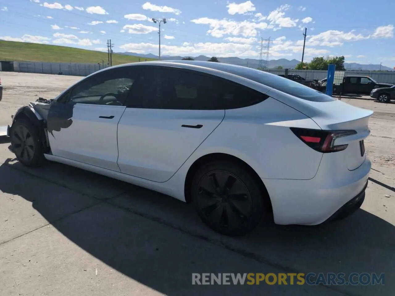 2 Photograph of a damaged car 5YJ3E1EA0SF931348 TESLA MODEL 3 2025