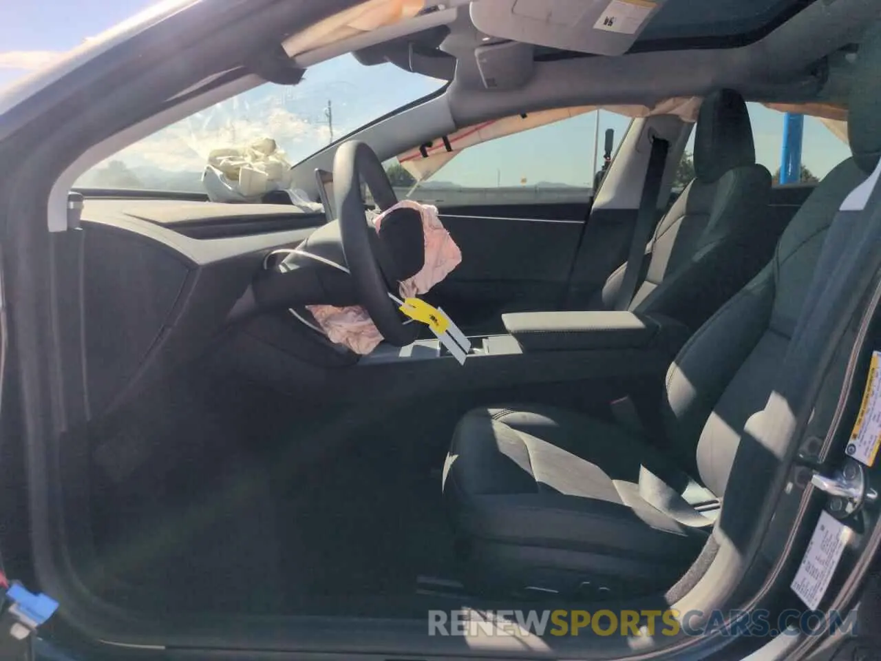 7 Photograph of a damaged car 5YJ3E1EA0SF931348 TESLA MODEL 3 2025