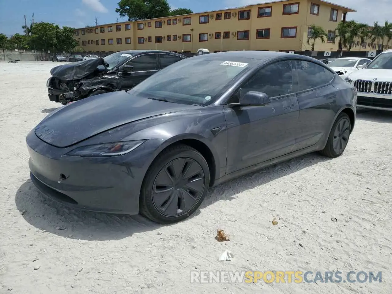 1 Photograph of a damaged car 5YJ3E1EA0SF935156 TESLA MODEL 3 2025