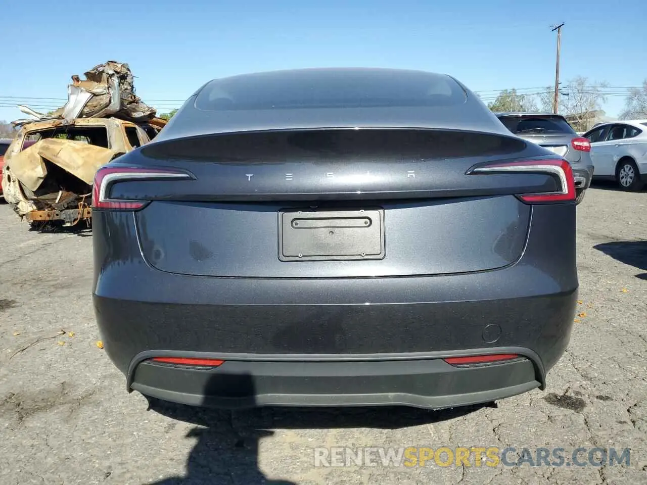 6 Photograph of a damaged car 5YJ3E1EA1SF878806 TESLA MODEL 3 2025