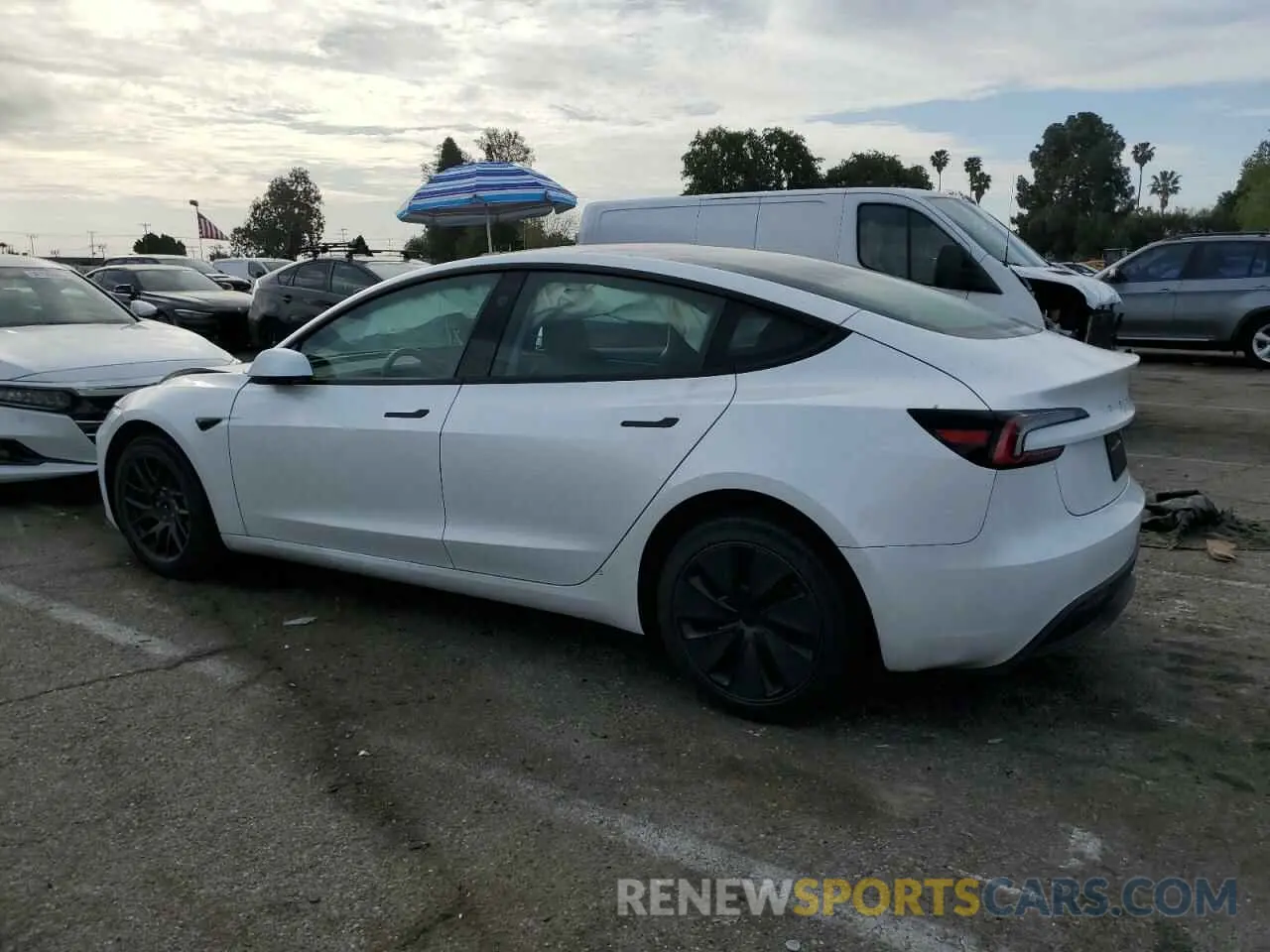2 Photograph of a damaged car 5YJ3E1EA1SF882516 TESLA MODEL 3 2025