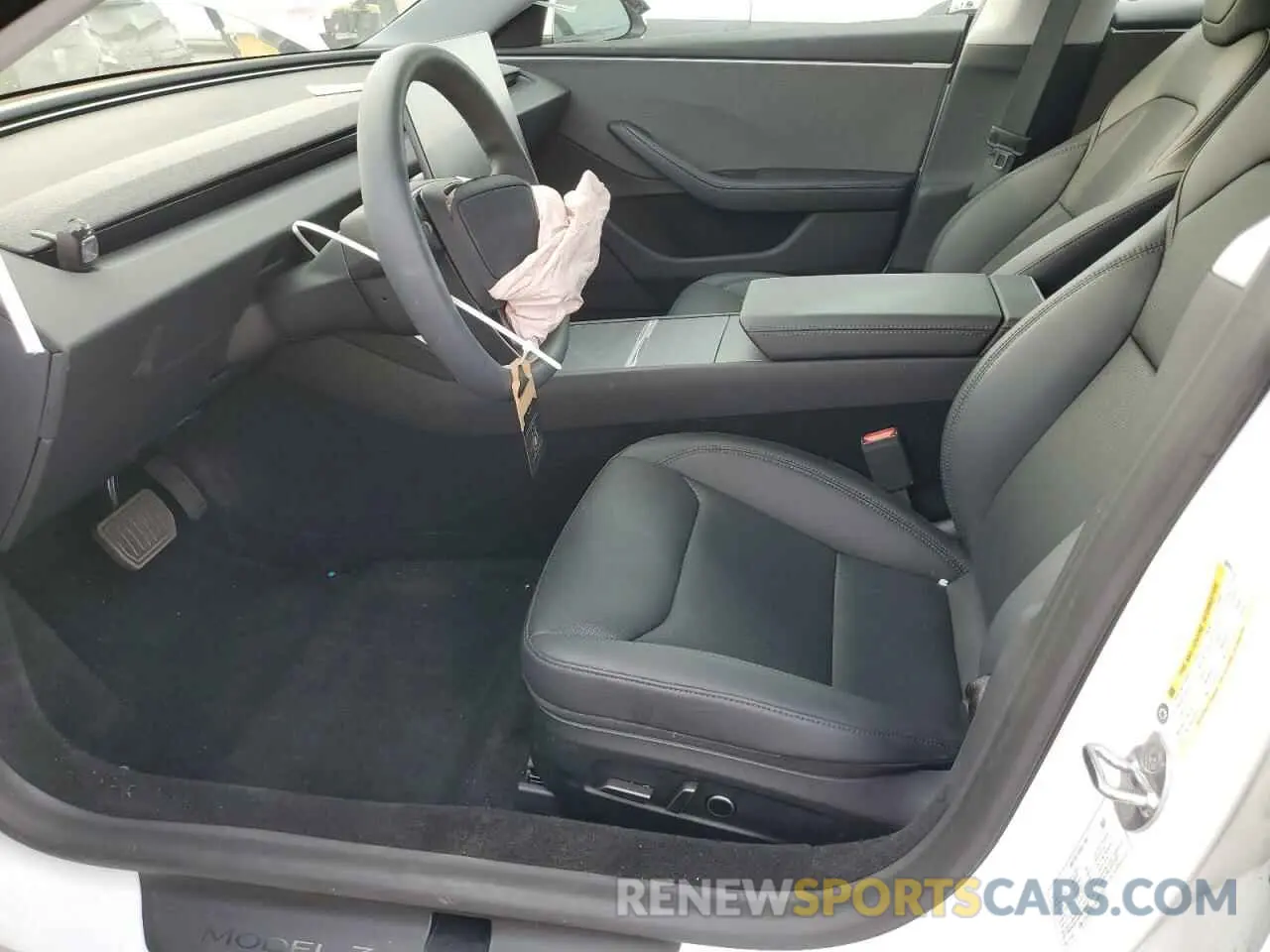 7 Photograph of a damaged car 5YJ3E1EA1SF882516 TESLA MODEL 3 2025