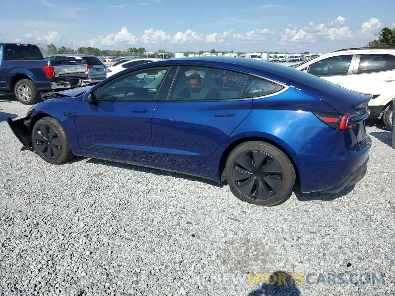 2 Photograph of a damaged car 5YJ3E1EA1SF887750 TESLA MODEL 3 2025