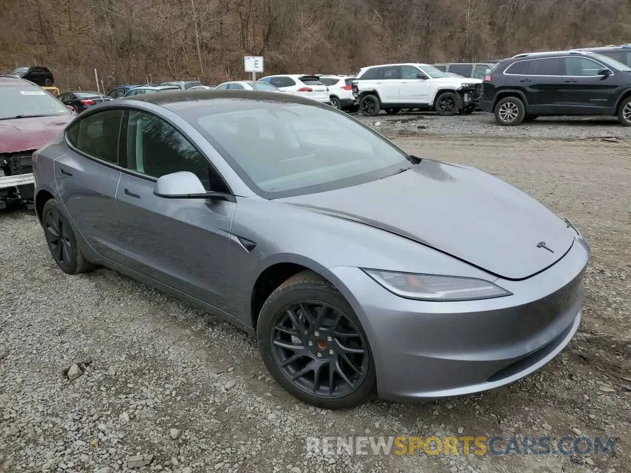 4 Photograph of a damaged car 5YJ3E1EA1SF906894 TESLA MODEL 3 2025