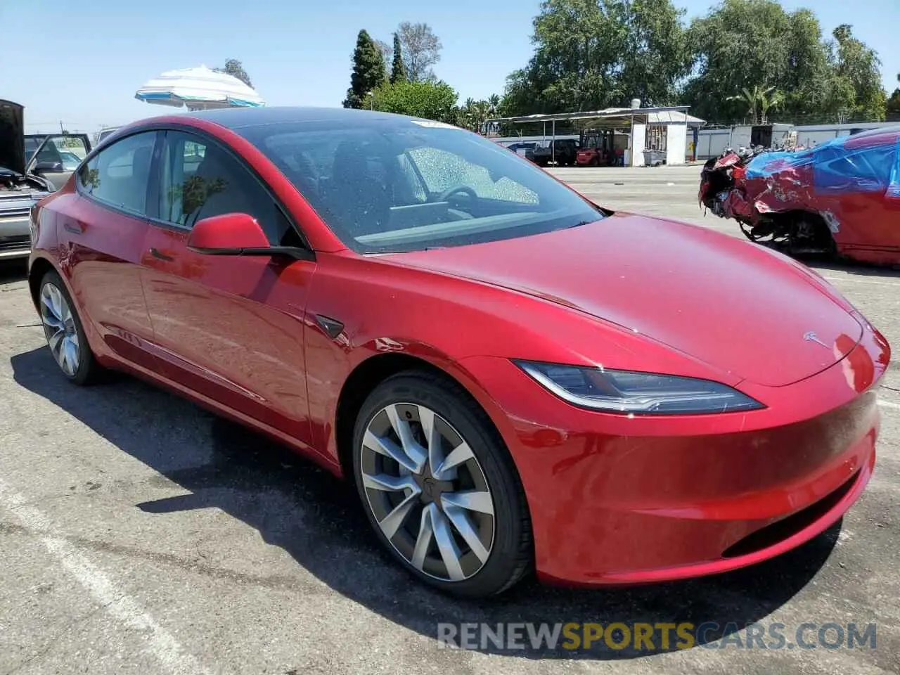 4 Photograph of a damaged car 5YJ3E1EA1SF931133 TESLA MODEL 3 2025