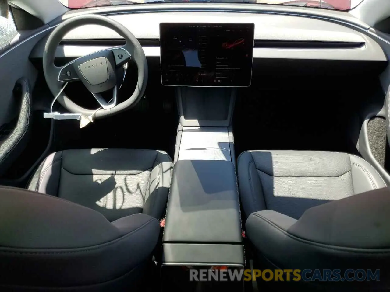8 Photograph of a damaged car 5YJ3E1EA1SF931133 TESLA MODEL 3 2025