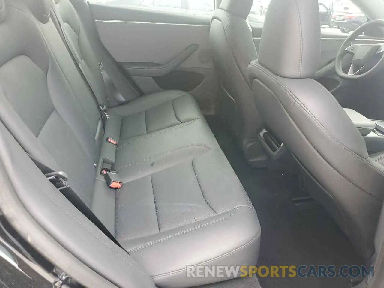 10 Photograph of a damaged car 5YJ3E1EA1SF935389 TESLA MODEL 3 2025
