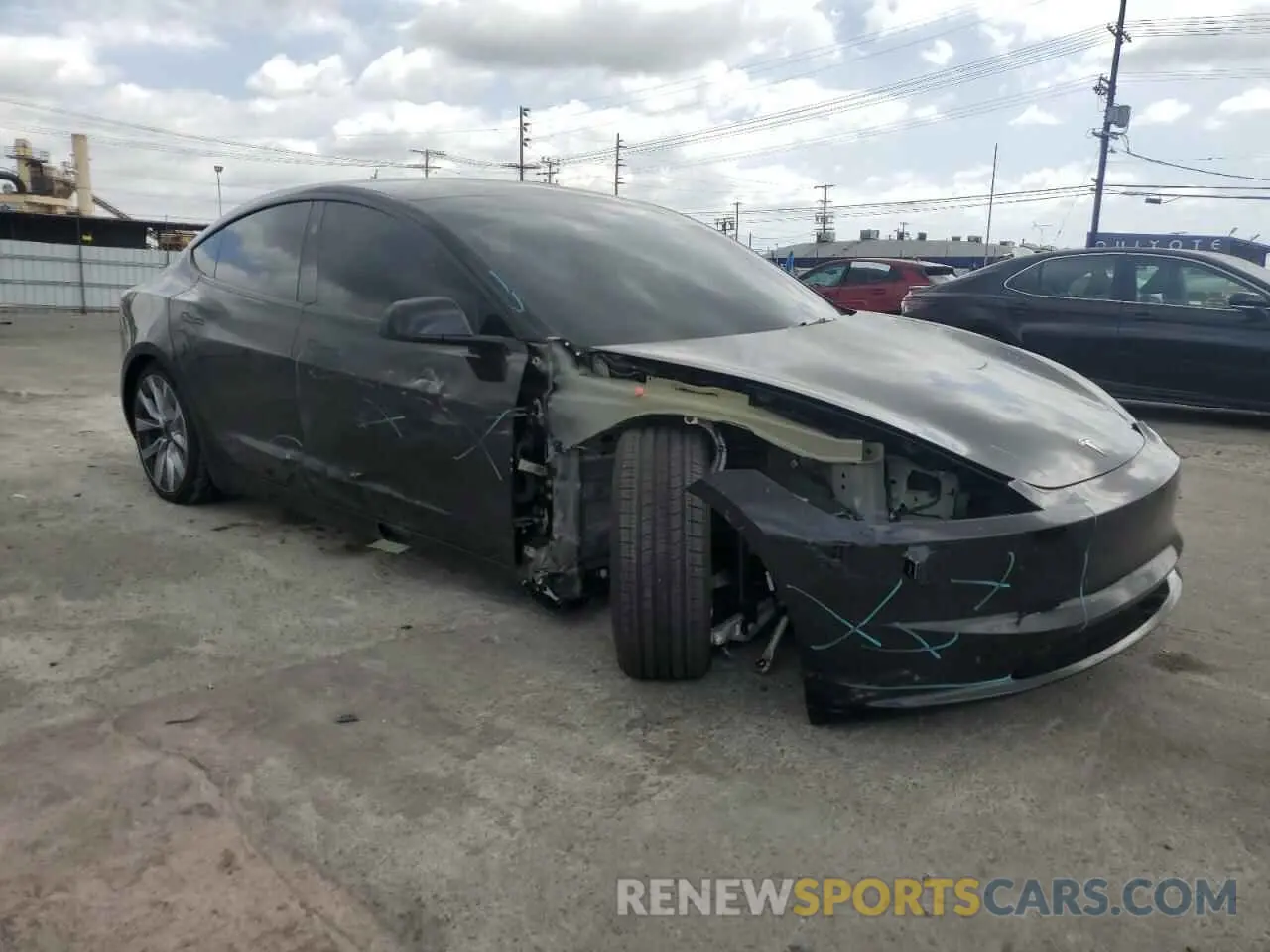4 Photograph of a damaged car 5YJ3E1EA1SF935389 TESLA MODEL 3 2025