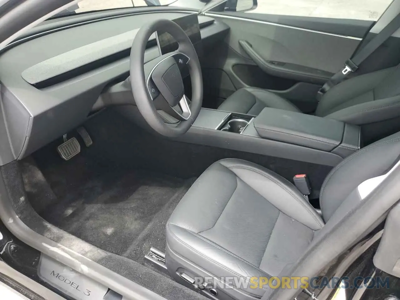 7 Photograph of a damaged car 5YJ3E1EA1SF935389 TESLA MODEL 3 2025