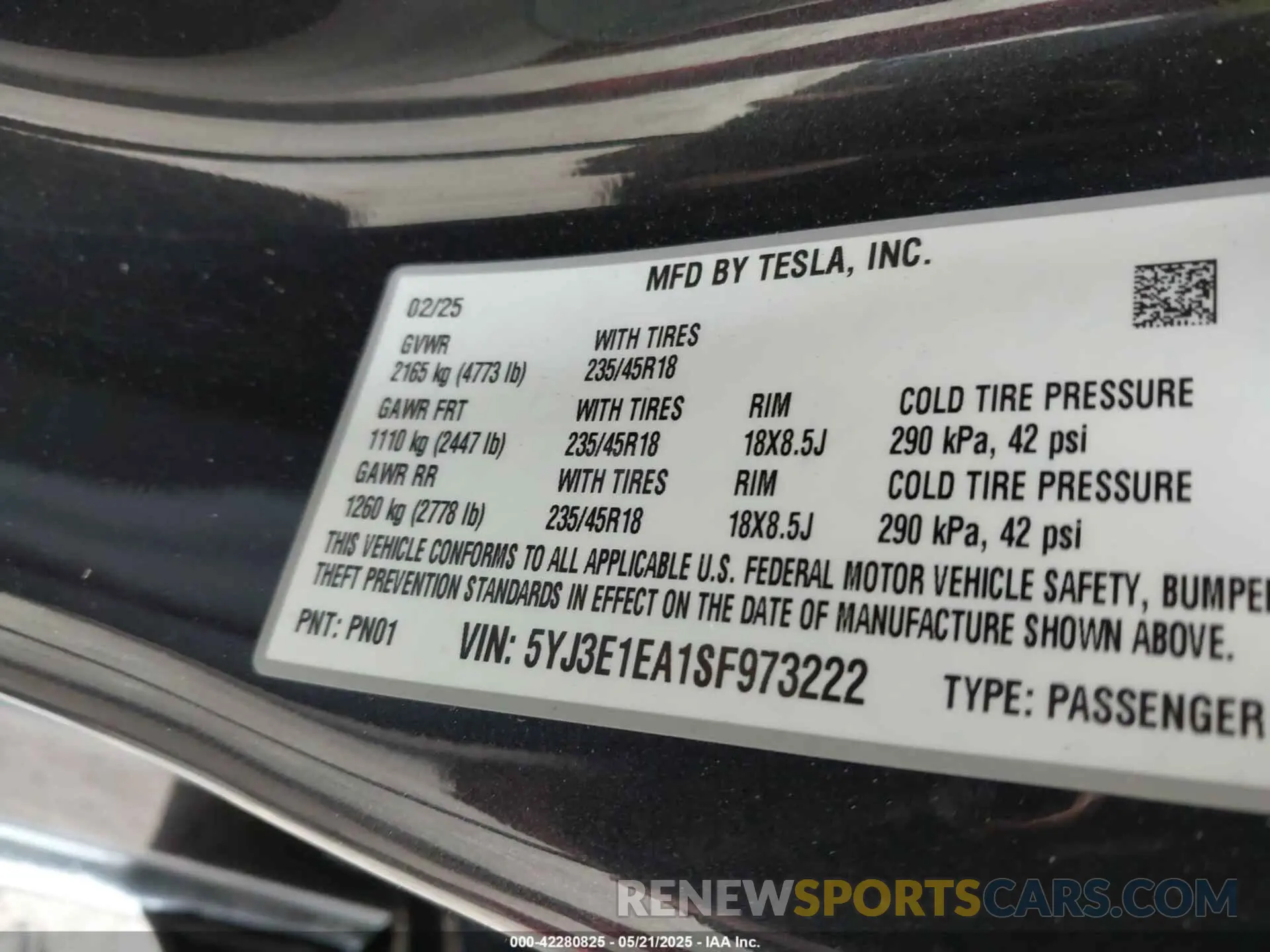 9 Photograph of a damaged car 5YJ3E1EA1SF973222 TESLA MODEL 3 2025