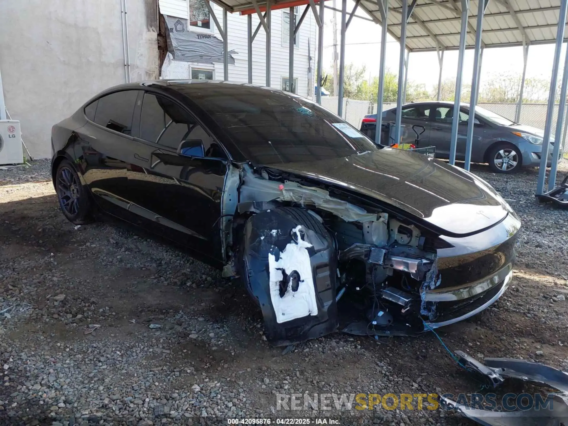 1 Photograph of a damaged car 5YJ3E1EA1SF974354 TESLA MODEL 3 2025