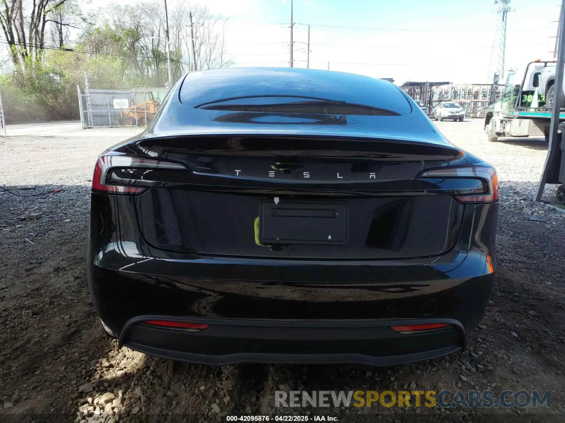 15 Photograph of a damaged car 5YJ3E1EA1SF974354 TESLA MODEL 3 2025