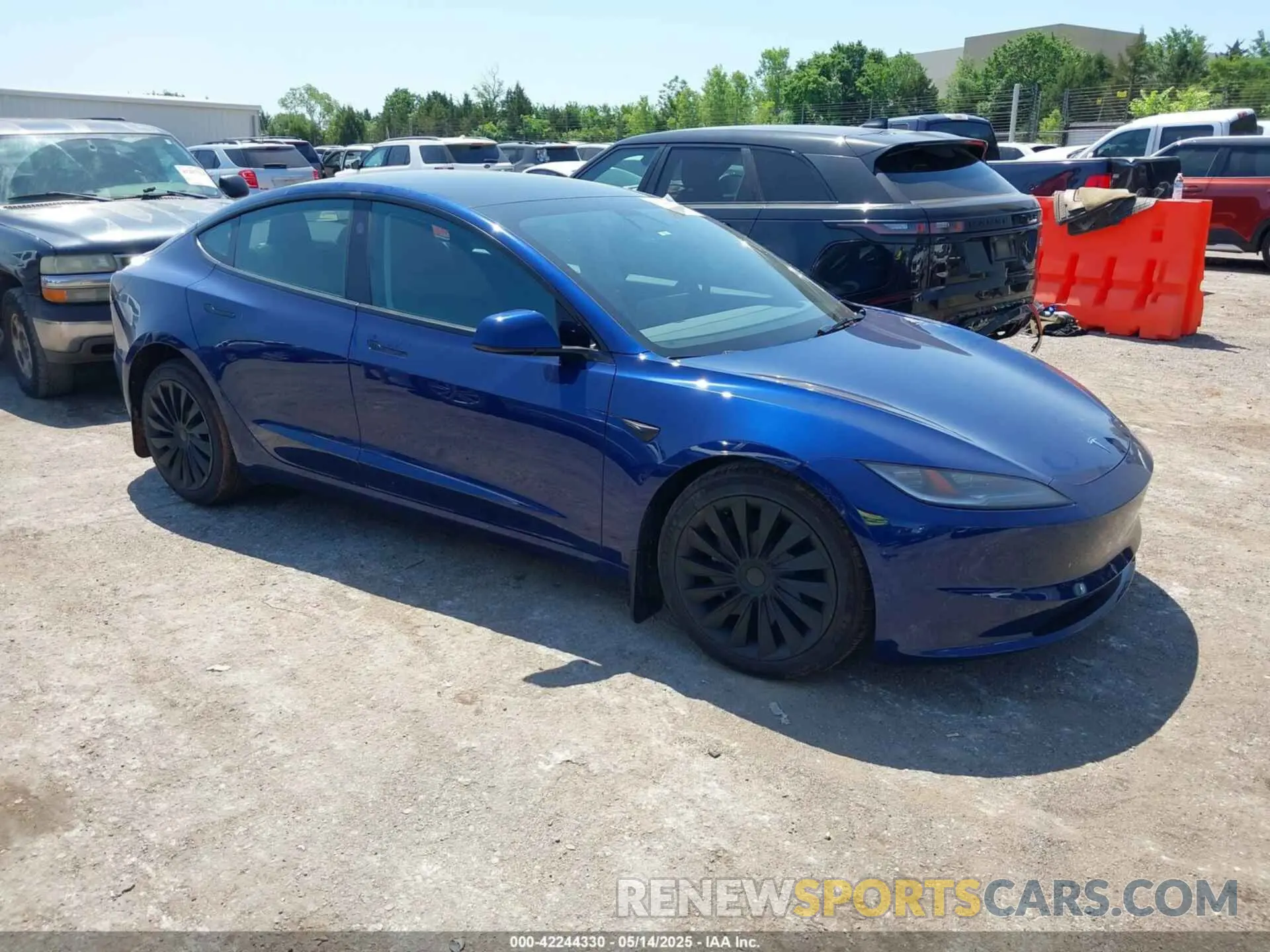 1 Photograph of a damaged car 5YJ3E1EA2SF895887 TESLA MODEL 3 2025