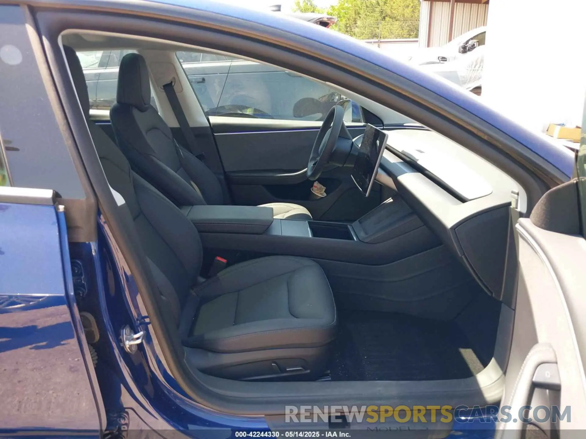 5 Photograph of a damaged car 5YJ3E1EA2SF895887 TESLA MODEL 3 2025