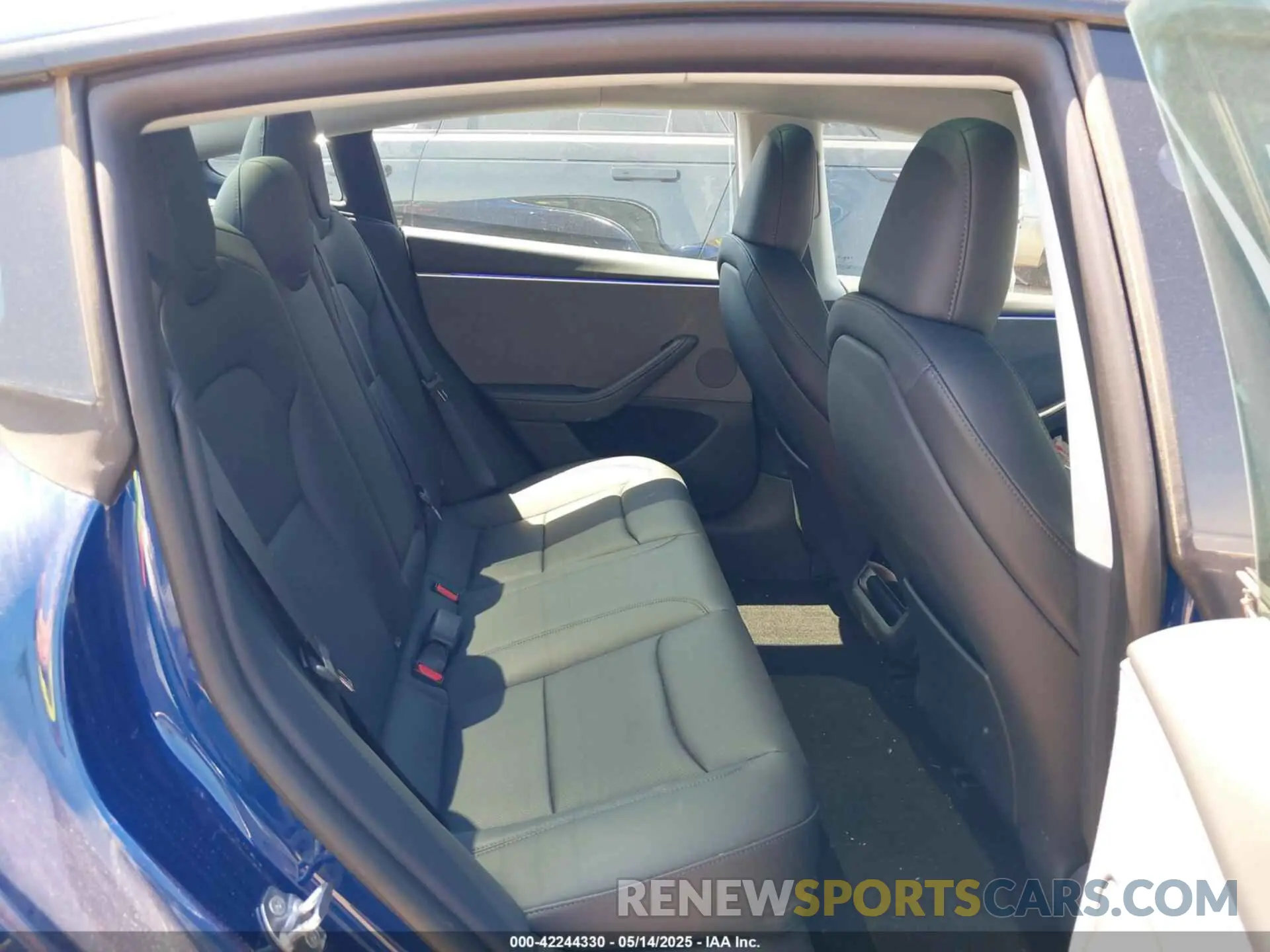 8 Photograph of a damaged car 5YJ3E1EA2SF895887 TESLA MODEL 3 2025