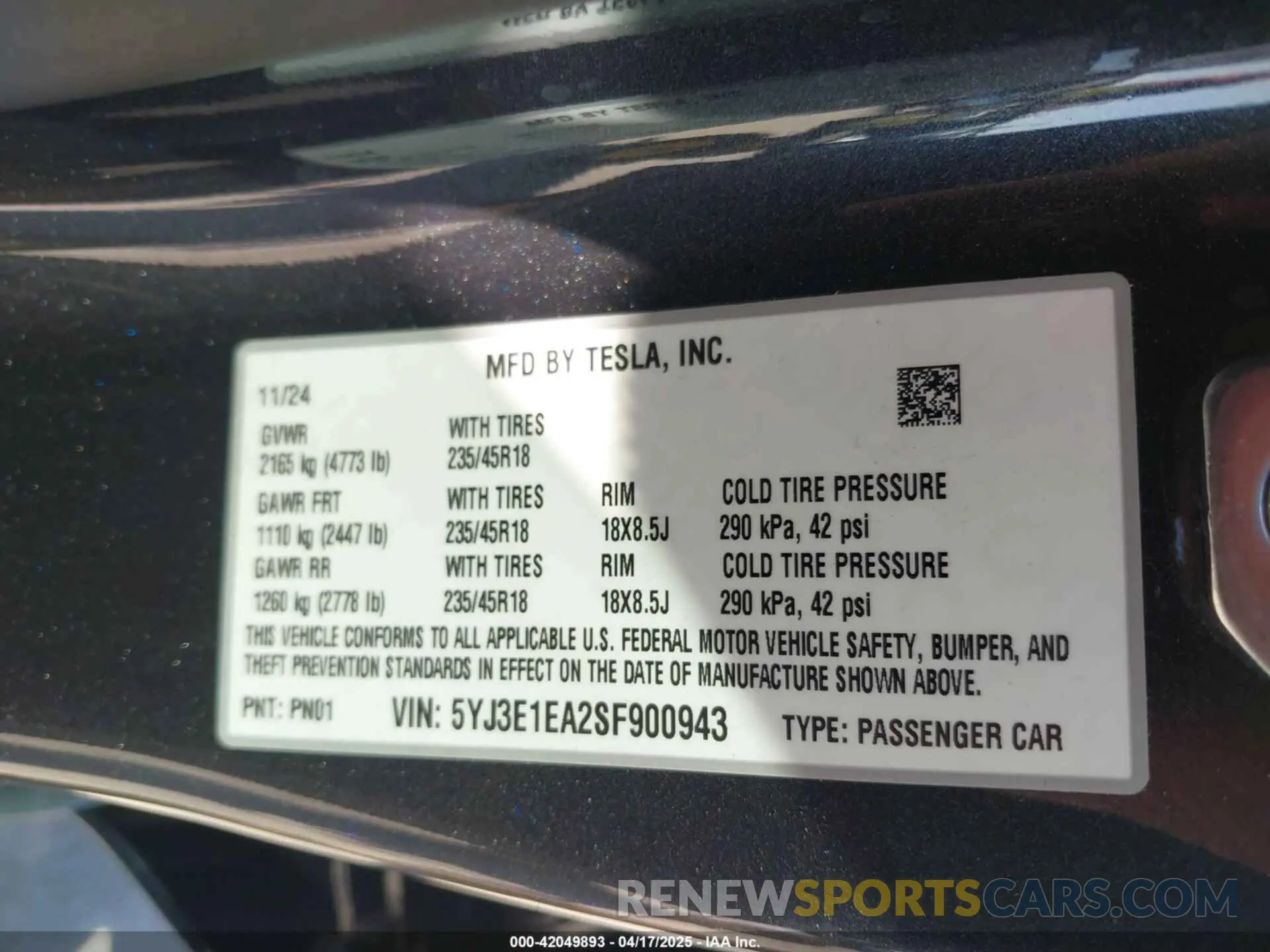 9 Photograph of a damaged car 5YJ3E1EA2SF900943 TESLA MODEL 3 2025