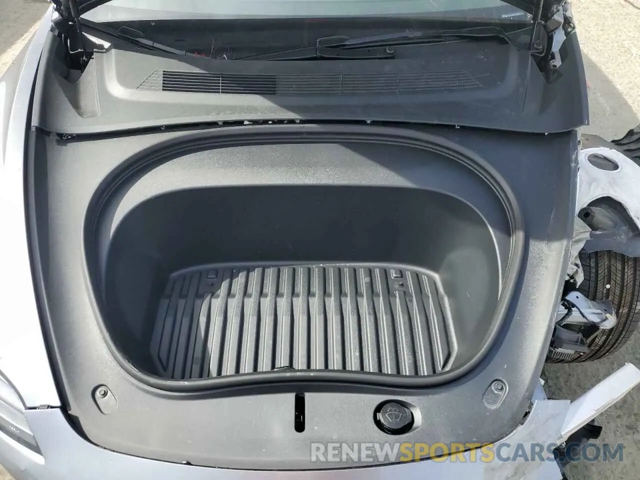 11 Photograph of a damaged car 5YJ3E1EA2SF908413 TESLA MODEL 3 2025