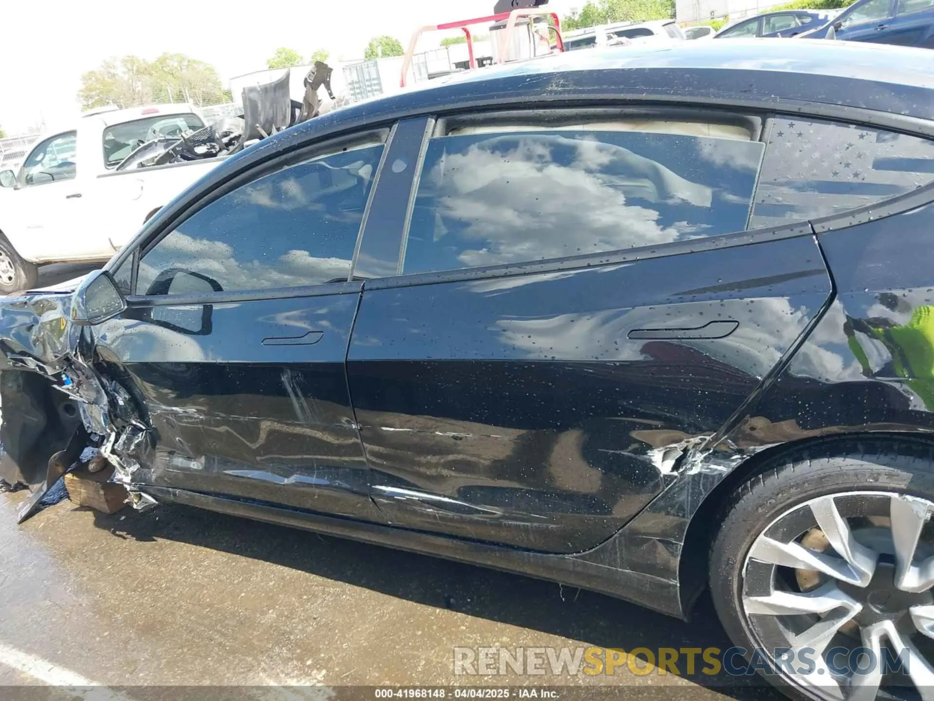 13 Photograph of a damaged car 5YJ3E1EA2SF918505 TESLA MODEL 3 2025
