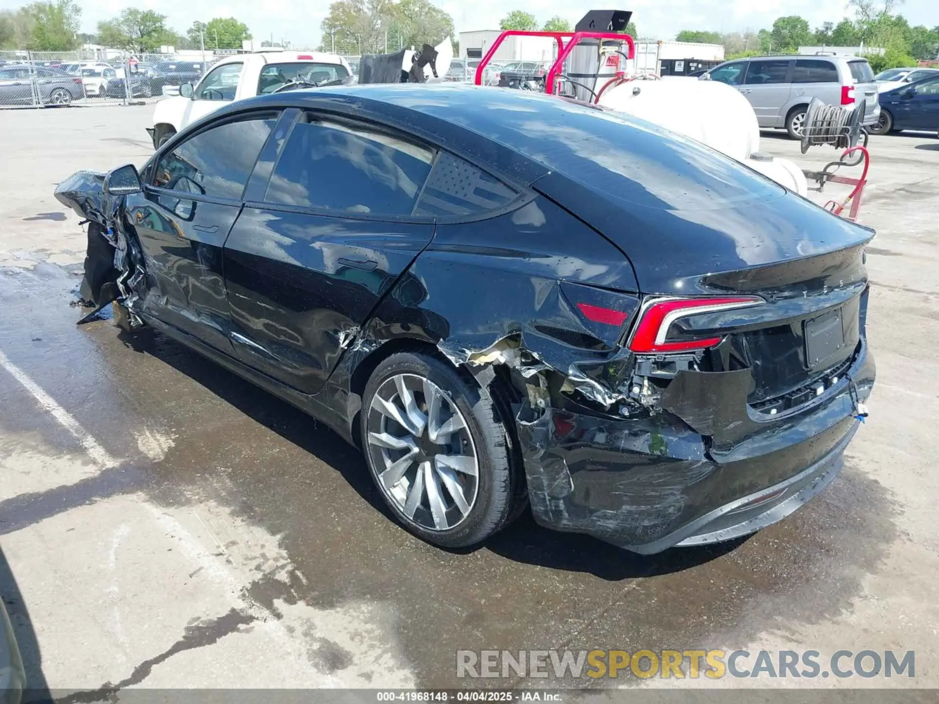 3 Photograph of a damaged car 5YJ3E1EA2SF918505 TESLA MODEL 3 2025