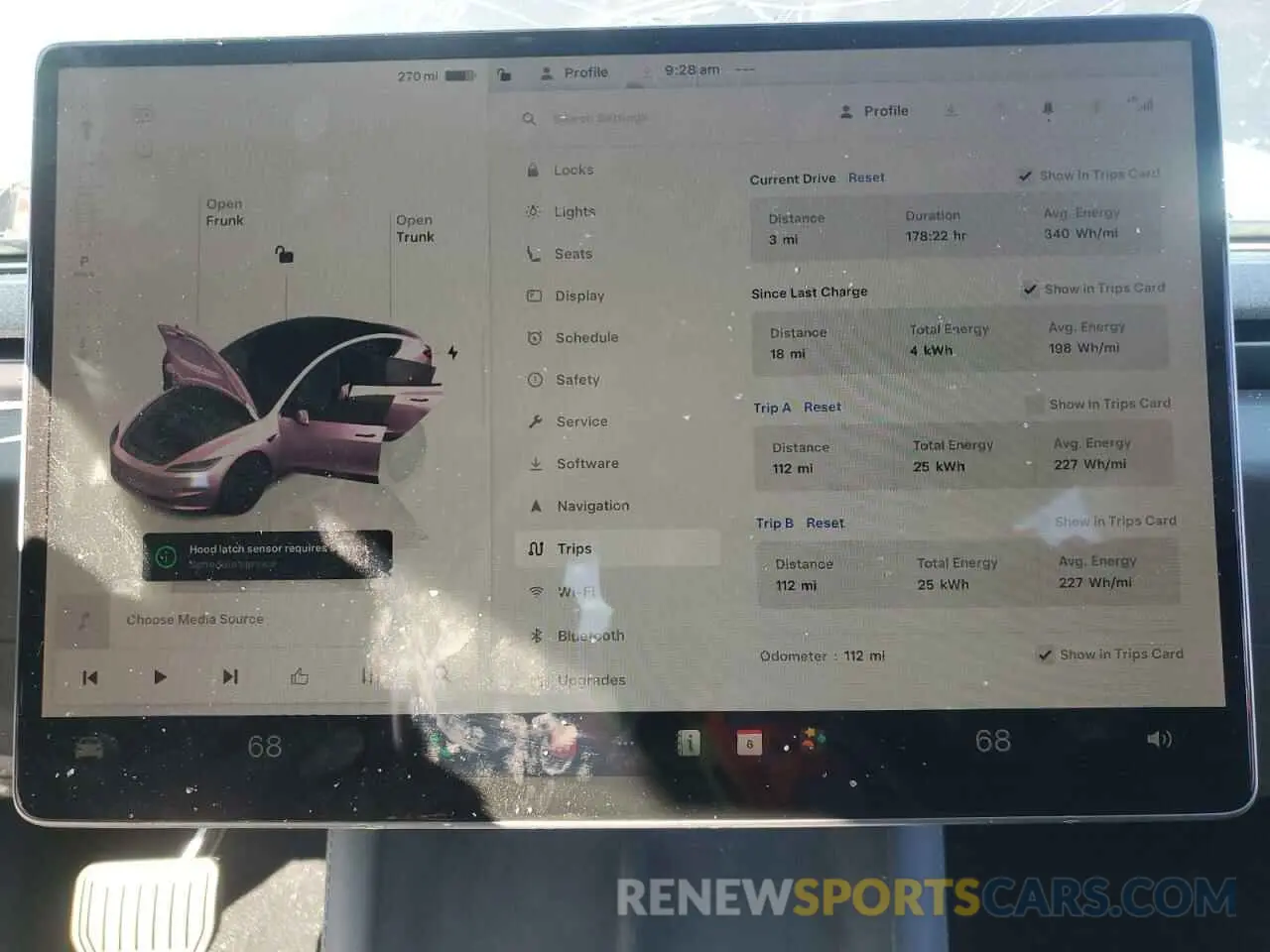 9 Photograph of a damaged car 5YJ3E1EA2SF920979 TESLA MODEL 3 2025