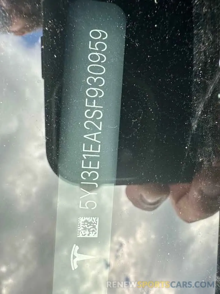 12 Photograph of a damaged car 5YJ3E1EA2SF930959 TESLA MODEL 3 2025