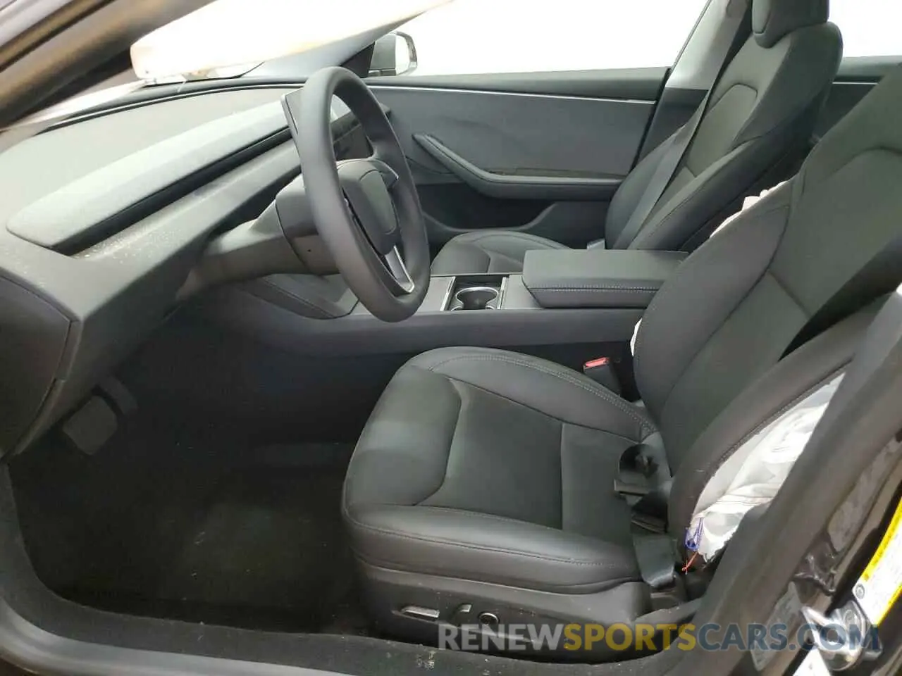 7 Photograph of a damaged car 5YJ3E1EA2SF930959 TESLA MODEL 3 2025
